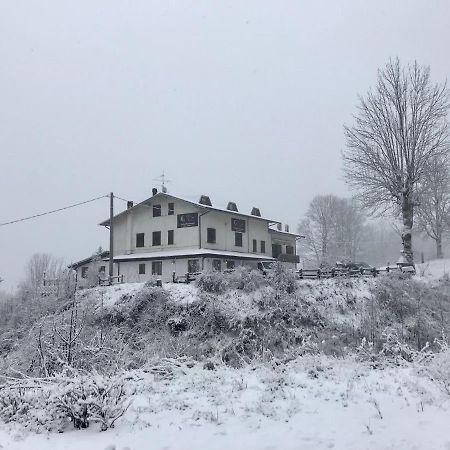 La Buca Delle Fate Ristorante Albergo Pievepelago Luaran gambar